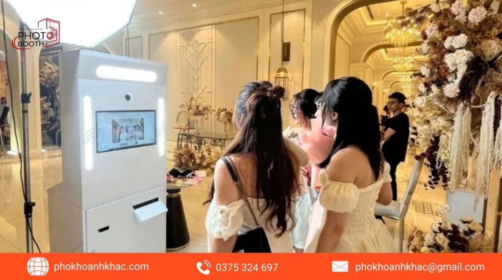 thuê photobooth đám cưới giá