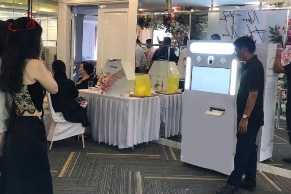 thuê photobooth đám cưới giá